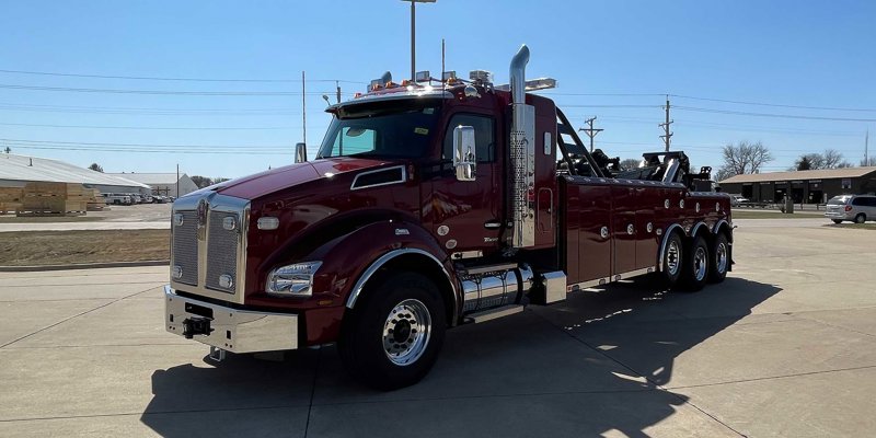 All Out Towing and Recovery LLC